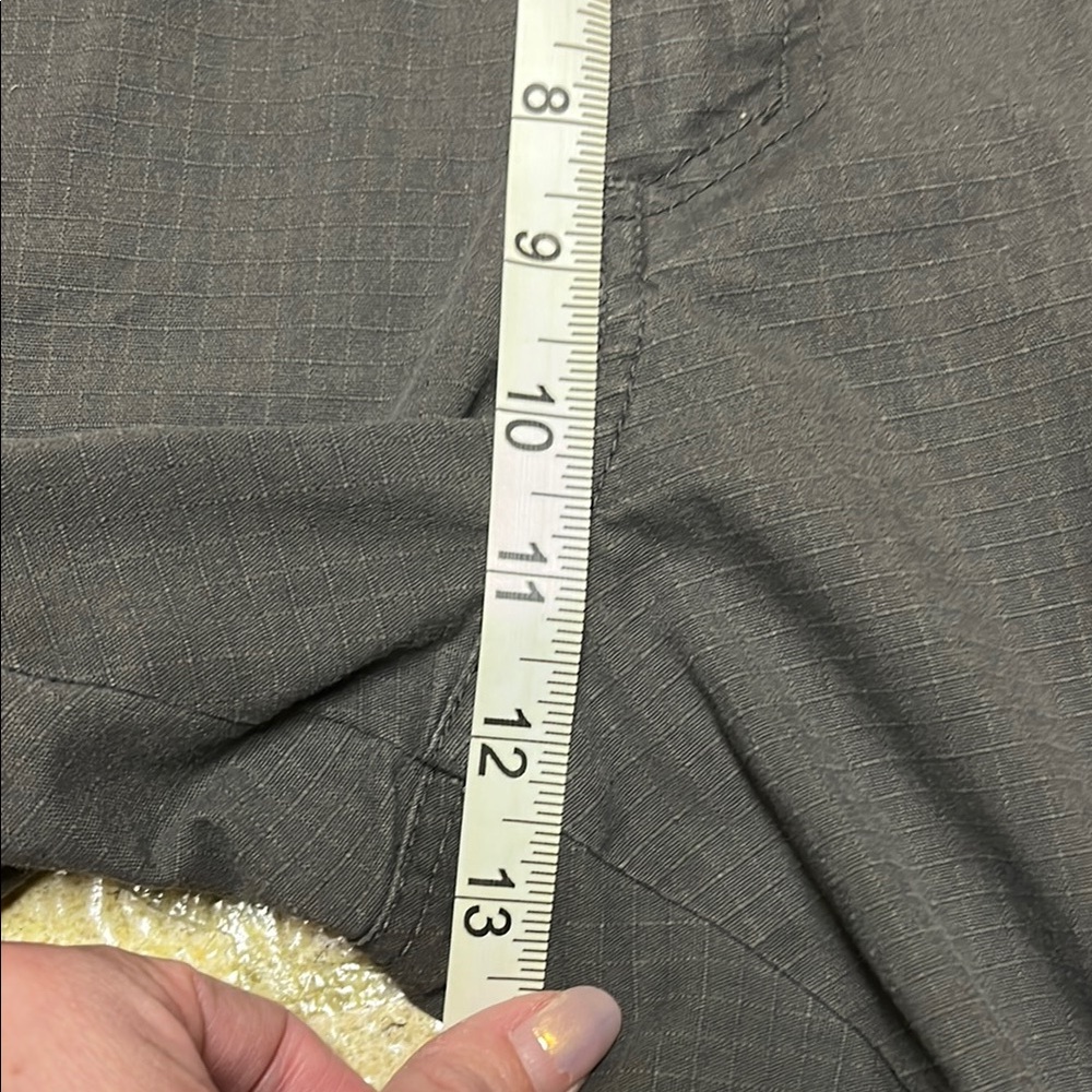 EUC two Ranch Tough Gray and Blue Cargo Shorts - Picture 15 of 16